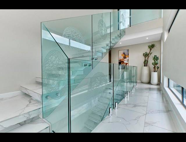 5 BEDROOM CLUSTER FOR SALE IN MORNINGSIDE